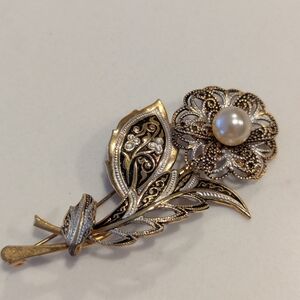 Intricate Gold and Silver Floral Brooch with Pearl